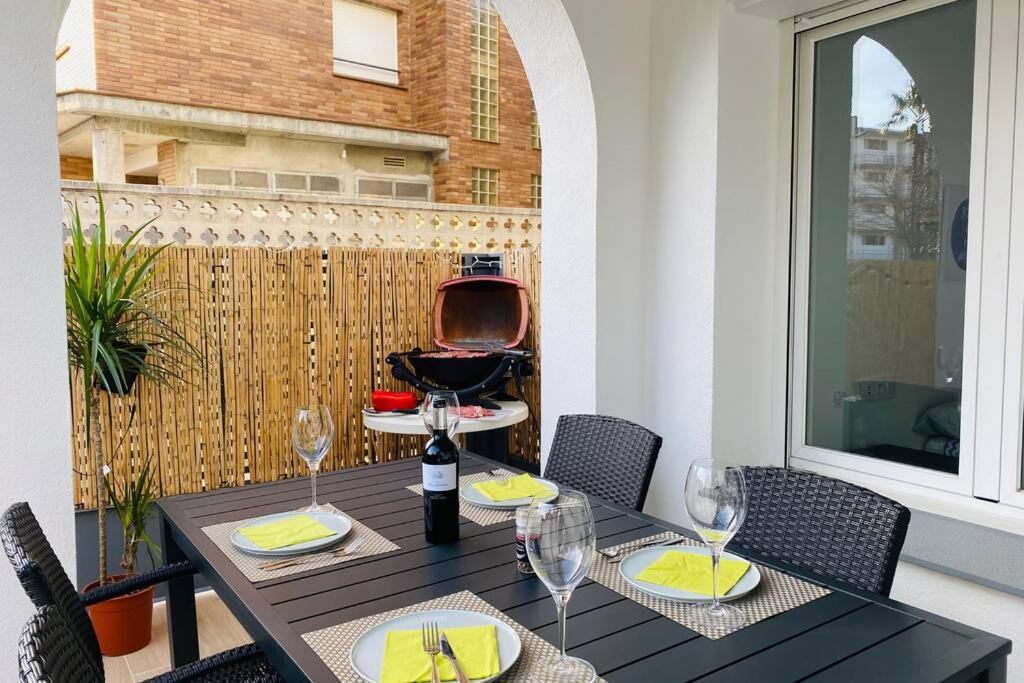 70 M2, Apartamento Cerca De La Playa, Apto Minusvalidos. Roses Exterior foto